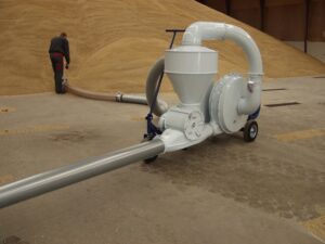 Transportor pneumatic cereale